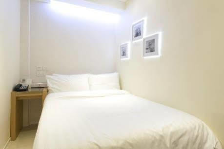 Hotel Pandora Tsim Sha Tsui  Dış mekan fotoğraf